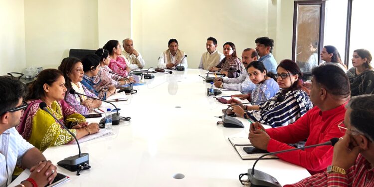 Sat Sharma slams Congress, INDI Alliance over women reservation