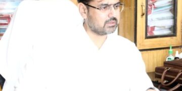 Satish Sharma reviews functioning of Transport Department