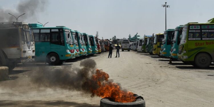 Commuters suffer as private transporters protest Smart City bus expansion