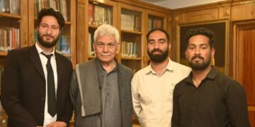 Delegations from Save Youth Save Future Foundation, Deaf Cricket Association J&K call on LG