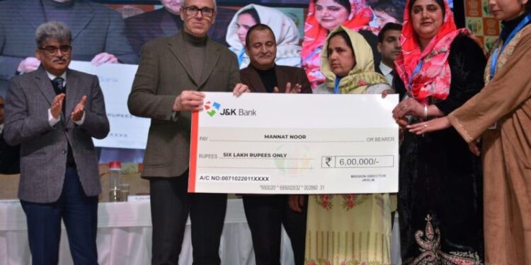 CM lauds UMEED as Chouhan commends J&K’s women-led rural development model