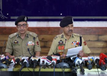 ISI-linked operatives pushing narcotics into India will be hunted down: DGP
