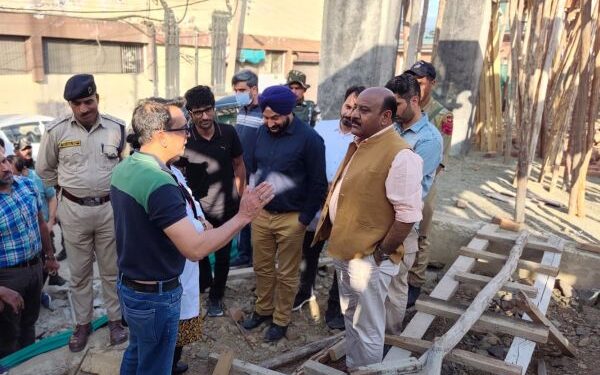Deputy CM inspects ongoing infrastructure works at GMC Srinagar