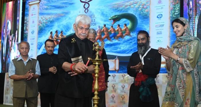 LG urges writers to shape positive discourse on India