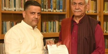 MLA Marh, Coordination Committee delegation call on LG Manoj Sinha