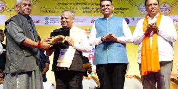 LG Sinha attends 9th Maati Samman Samaroh in Mumbai
