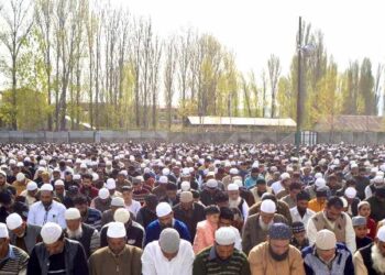 Thousands offer Eid-ul-Adha prayers across J&K