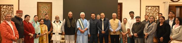 Parliamentary Panel, ACCIK delegation call on LG Sinha in Srinagar