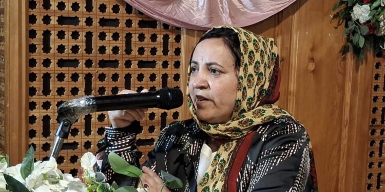 Sakeena Itoo inaugurates PGRP Conclave-2026 at GDC Srinagar