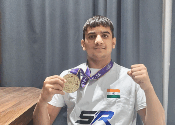 Omar congratulates Yasser on Asian boxing gold
