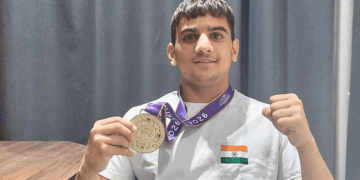 Omar congratulates Yasser on Asian boxing gold