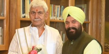 Congress leader, NABARD Dy MD, KRSF delegation call on LG Sinha