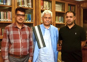 Sewa Bharti, Ekal Vidyalaya representatives call on LG Manoj Sinha