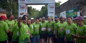 Tanvir Sadiq leads revival of iconic Shahr-e-Khaas heritage run in Srinagar