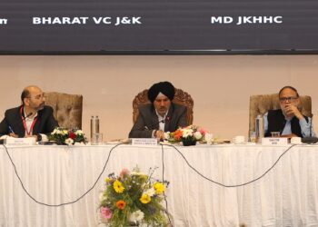 J&K charts roadmap for global textile exports at SKICC workshop