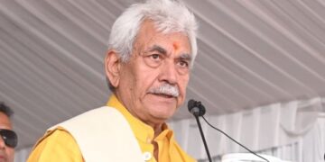 LG inaugurates South Kashmir Volleyball League-2026 in Shopian