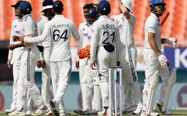 Afghanistan 113/5 in reply to India’s 564/8 declared on Day 2