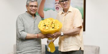 CM Abdullah meets railway minister, seeks more train services for Kashmir