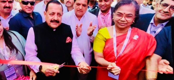 Dr Jitendra Singh inaugurates 4th Lavender Festival