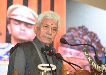 Come and set up industries, academic & cultural institutions in J&K; LG urges Pandit community
