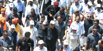 No safe haven for cross-border smugglers, peddlers or terror financiers in J&K: LG