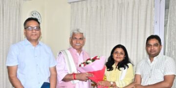 Delegations meet LG Sinha, discuss welfare and social issues