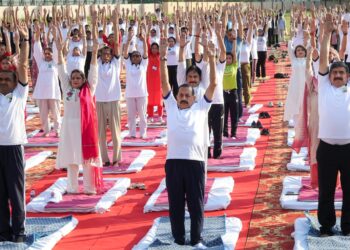 Yoga day observed across Jammu; Jitendra Singh links yoga for healthy ageing to vision 2047