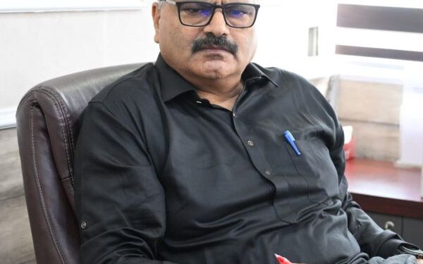 Govt committed to preserving Kashmir’s houseboat heritage: Javed Rana