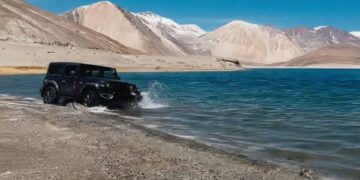 Ladakh imposes ₹2 lakh penalty on tourists for illegal off-roading in Pangong Lake, wildlife areas