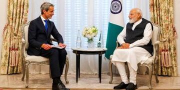 PM Modi meets leading CEOs in France; discusses investments and expansion plans in India