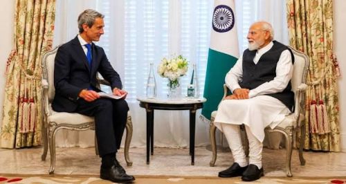 PM Modi meets leading CEOs in France; discusses investments and expansion plans in India
