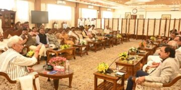 Parliamentary Panel meets LG Sinha