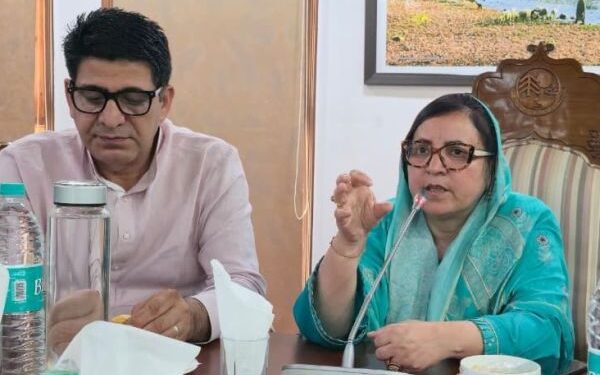 Sakeena Itoo reviews medical preparedness for SANJY-2026 at Pahalgam