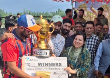 Sakeena Itoo attends Shaheed Wali Mohammad Itoo Cricket Tournament finale in Kulgam