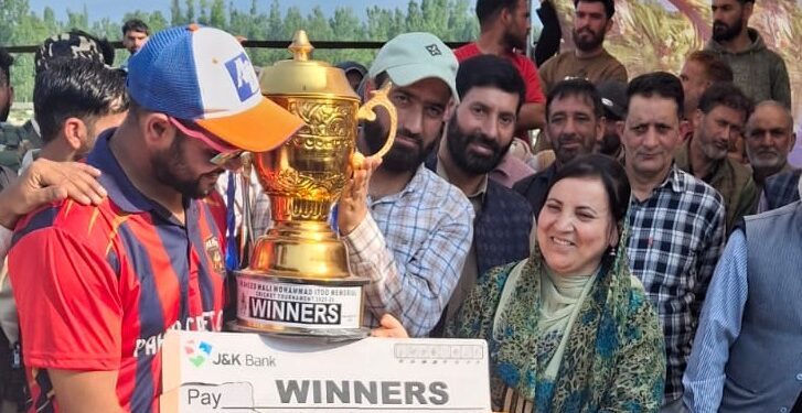 Sakeena Itoo attends Shaheed Wali Mohammad Itoo Cricket Tournament finale in Kulgam