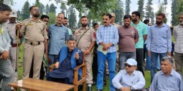 Speaker reviews tourism projects at Yousmarg, stresses timely execution
