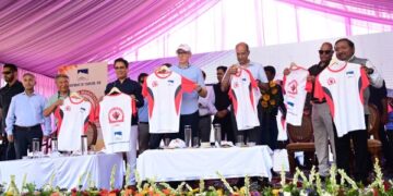 Omar Abdullah unveils official merchandise, launches campaign for Kashmir Marathon 2026