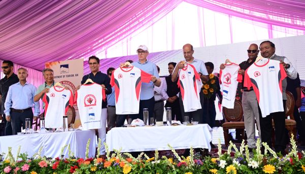 Omar Abdullah unveils official merchandise, launches campaign for Kashmir Marathon 2026