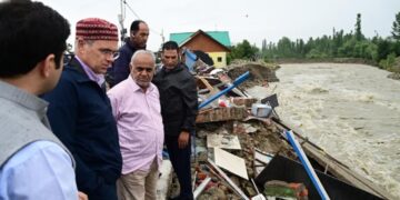 CM visits Beerwah, assures compensation to shop owners affected by flash flood