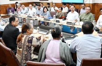 Chief Secretary reviews data management strategy for integrated digital governance
