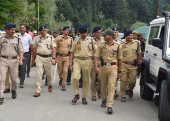 DGP reviews Yatra security at Banihal, Nunwan