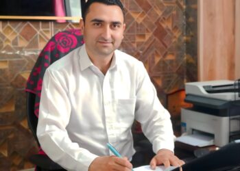Sajad Ahmed Shah assumes charge as DIO Shopian