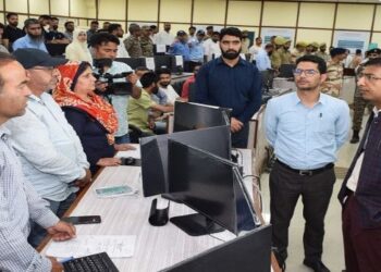Div Com reviews Integrated Command and Control Centre ahead of Amarnath Yatra