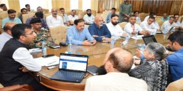 Div Com reviews Kashmir’s Independence Day preparations, stresses advance planning