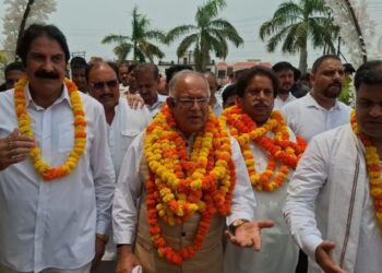 Karra criticises education system, announces candlelight marches over NEET issues