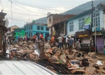Flash floods hit Doda; several structures, vehicles suffer damage