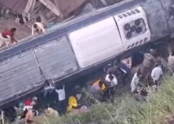 31 Amarnath Pilgrims Injured as Bus Overturns in Central Kashmir’s Ganderbal