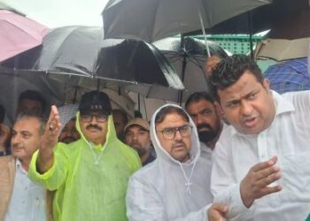 Javed Rana, Satish Sharma oversee relief, restoration in flood-ravaged Rajouri, Poonch