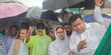 Javed Rana, Satish Sharma oversee relief, restoration in flood-ravaged Rajouri, Poonch
