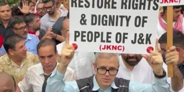 NC stages protest in Delhi for J&K’s statehood